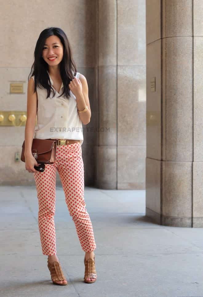 Best Tips On How To Wear Capri Pants If You Are Short Height