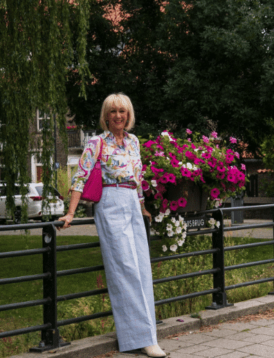 outfits for women over 40