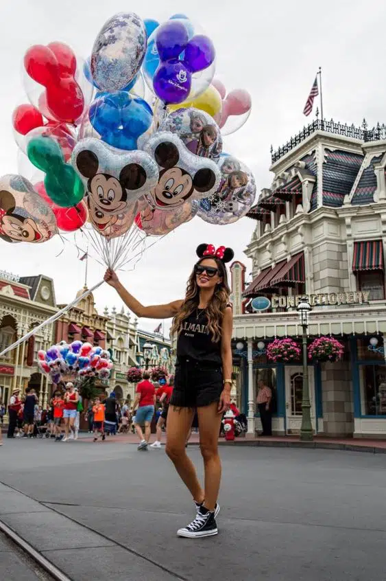 amusement park outfits