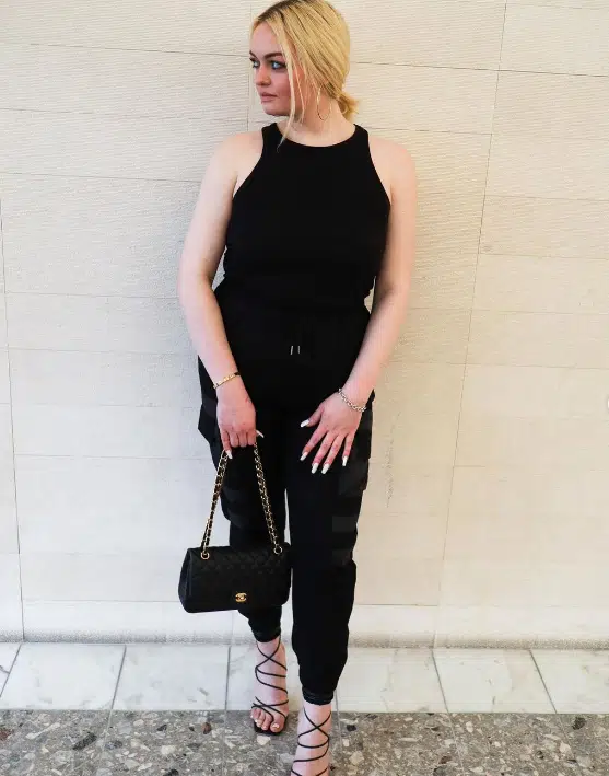 Black Cargo Pants Outfit Ideas