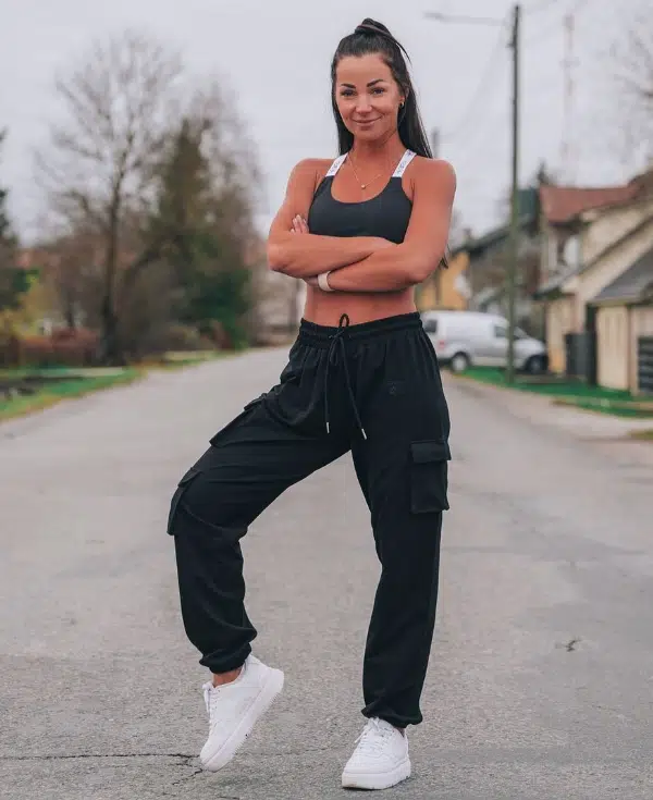 Black Cargo Pants Outfit Ideas.