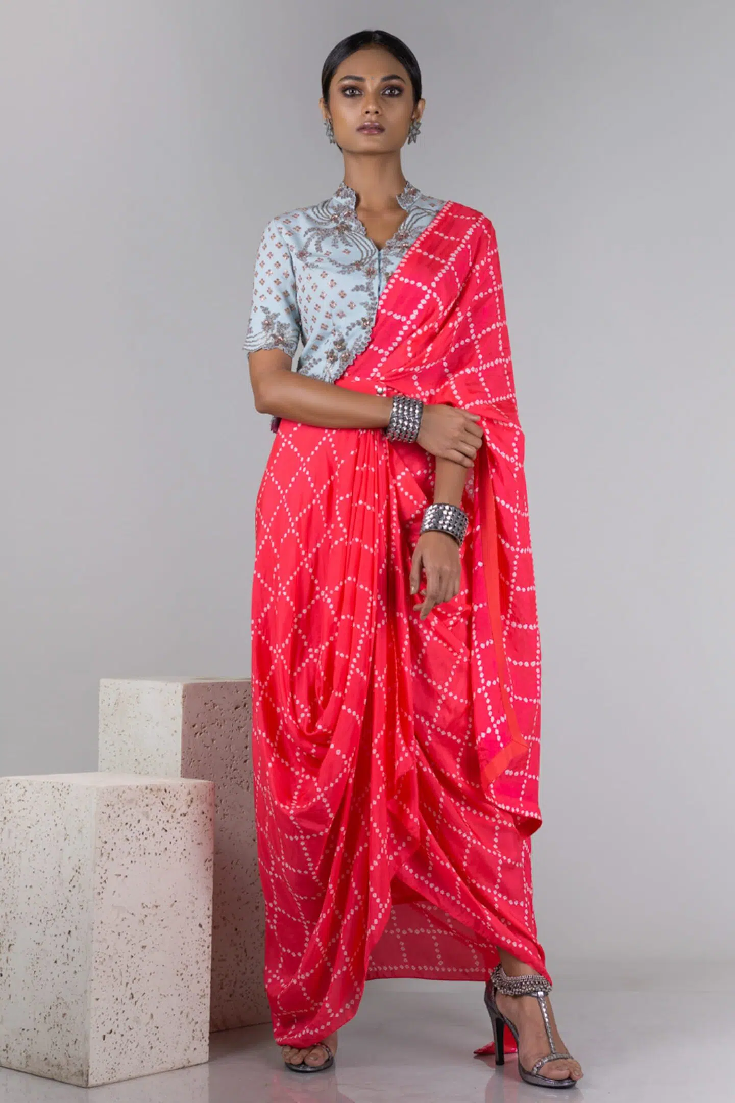 how to wear bandhani saree