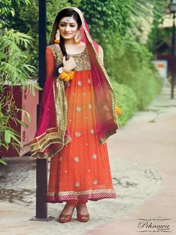 Pakistan Mehndi Dresses