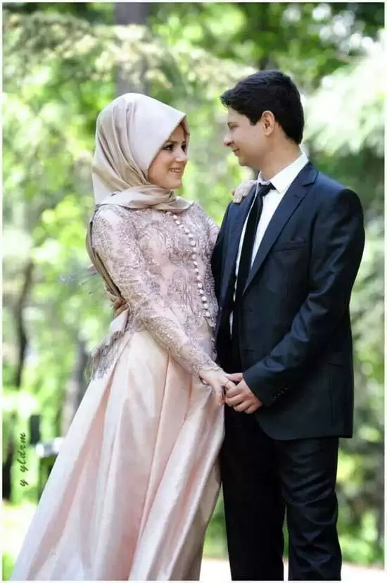 Romantic Muslim Couples Pics - Islamic Wedding Pictures