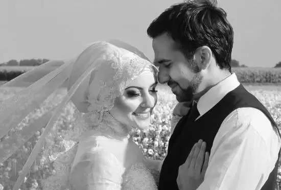 Romantic Muslim Couples Pics - Islamic Wedding Pictures