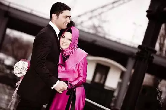 Romantic Muslim Couples Pics - Islamic Wedding Pictures