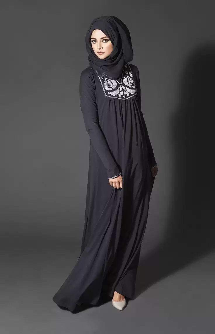 Black Embroidered Style Abaya