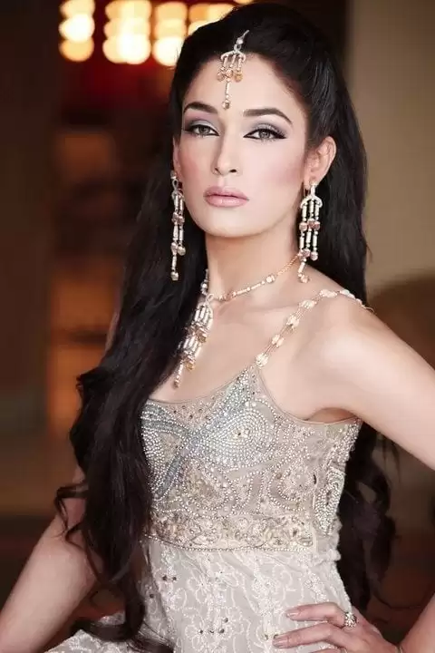 top walima hairstyles (16)