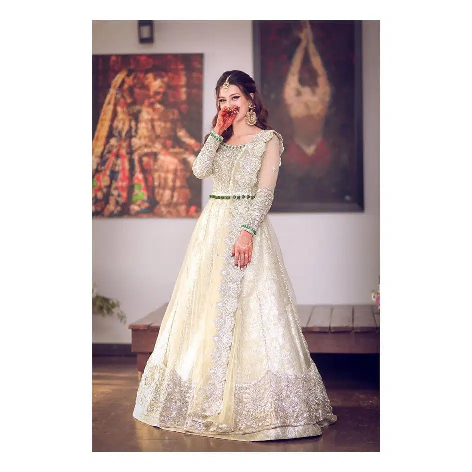 Latest Style Pakistani Bridal Outfits Combinations