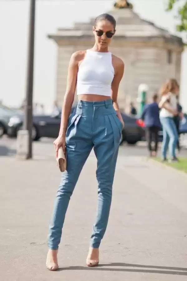 street style with crop tops