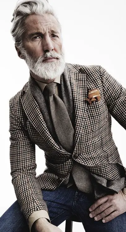 17 Smart Outfits for Men Over 50- Fashion Ideas and Trends