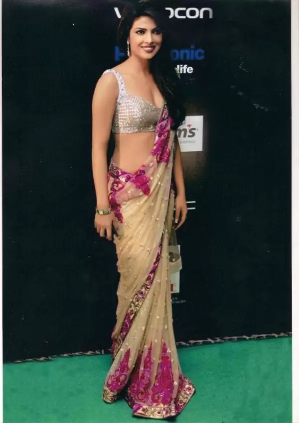 Sarees for slim women