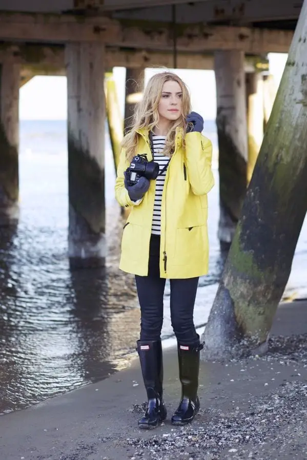 Outfits with Bunter Boots20 Ways to Wear Hunter Boots