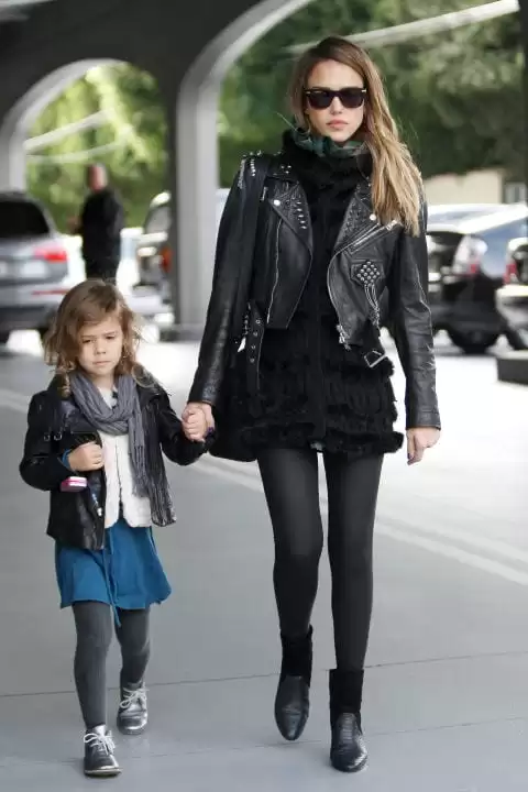 matching outfits for mother daughter (4)