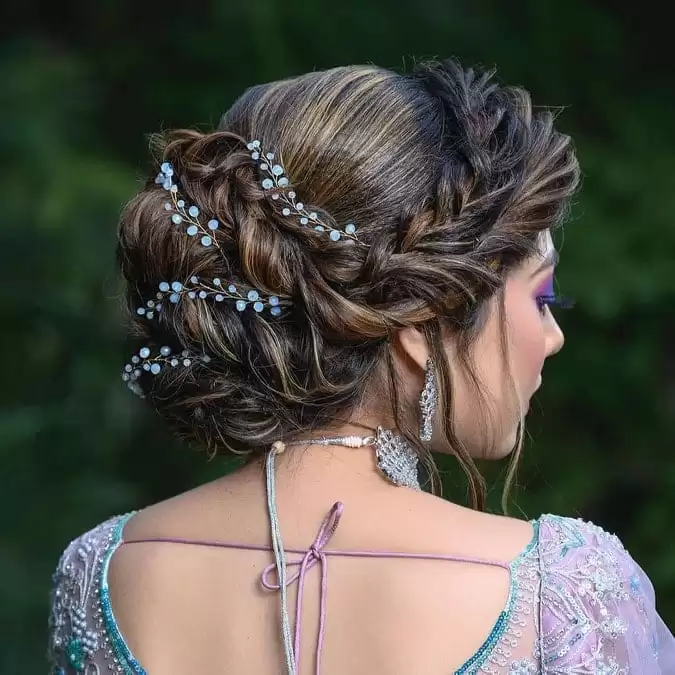 Pakistani Wedding Hairstyles for a Perfect Looking Bride