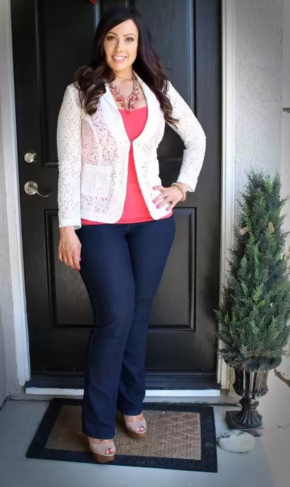 Stylish ways for curvy and plus size women to wear Blazer (4)