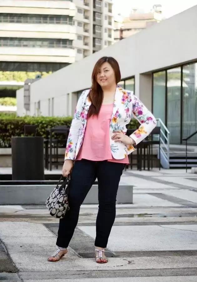 Stylish ways for curvy and plus size women to wear Blazer (2)