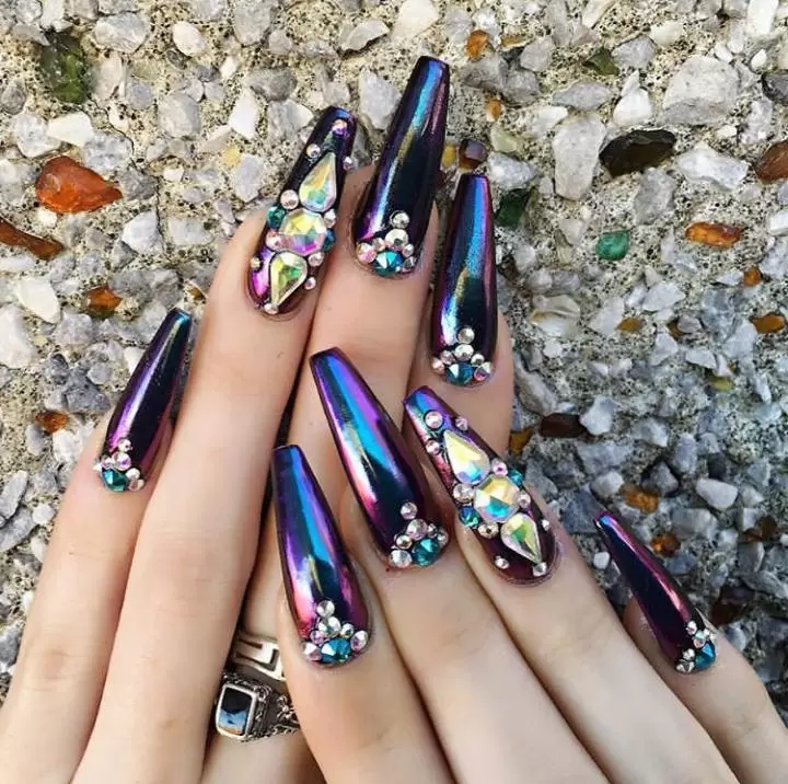 Creative Nail Art Ideas To Blow You Away (68)