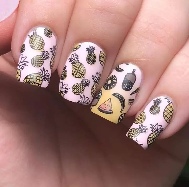 These Cool Nail Art Ideas Will Surely Be The Highlight of Next Summers (42)