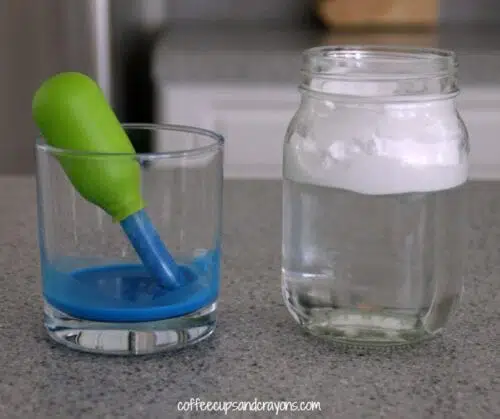 How-to-Make-a-Rain-Cloud-in-a-Jar