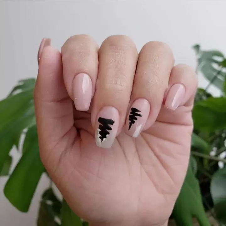 Elevate Your Beauty Game With These Chic Abstract Nail Art Designs (13)