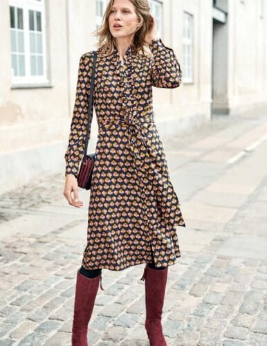 Women's Outfits With Boots - 70 Ideas on How to Wear Boots?