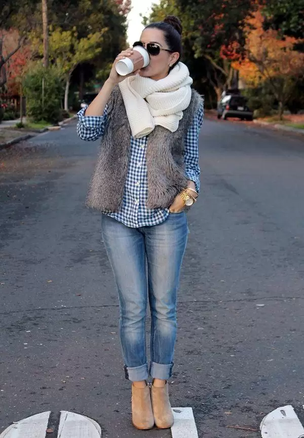 winter outfits with furs (13)