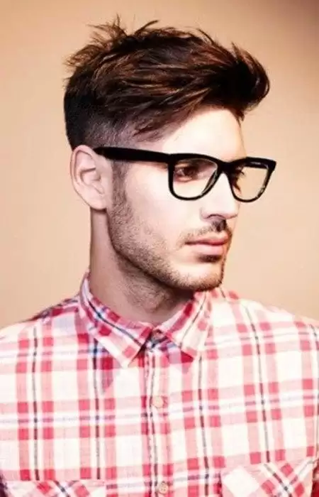 Undercut hairstyle for men (14)