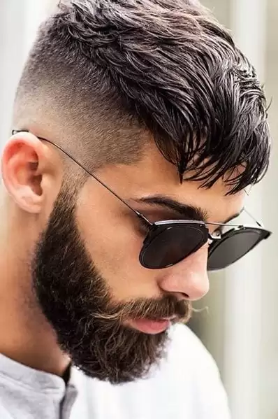 Undercut hairstyle for men (10)