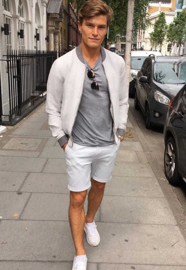 25 Cool & Stylish Bermuda Shorts Outfits For Men This Season