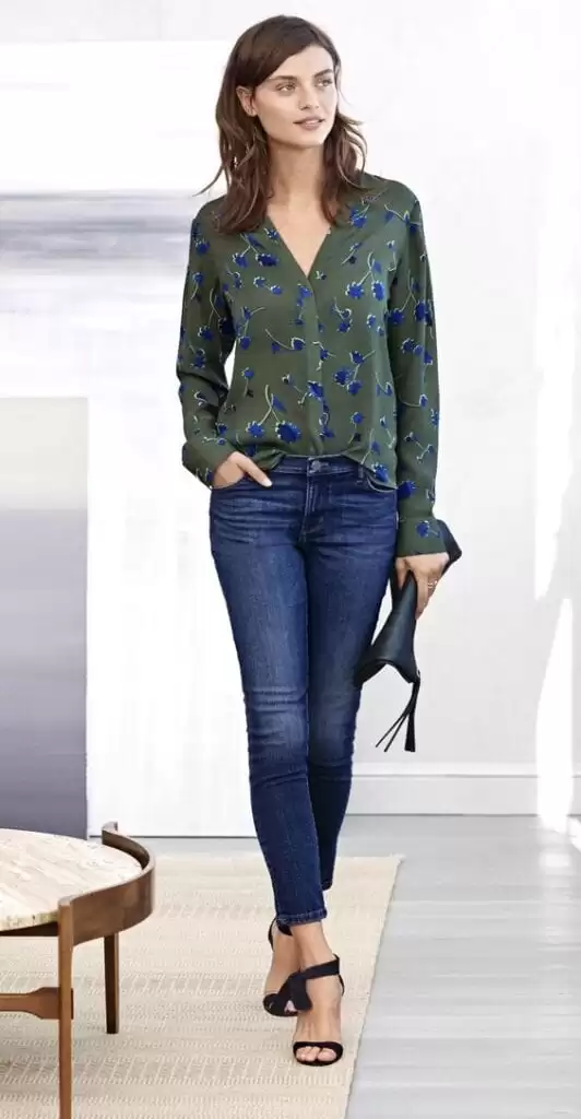 what top to wear with jeans women