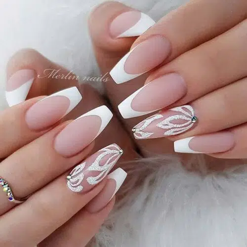 Glitter White Nail Art