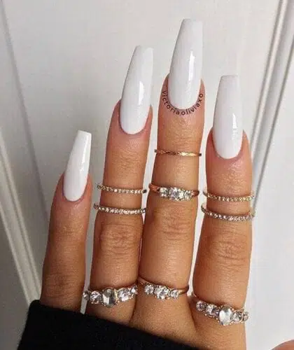 Simple White Manicure3