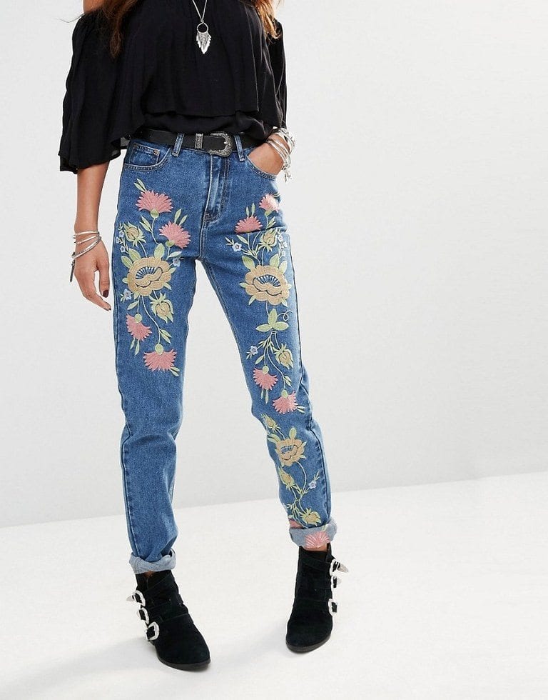 How to Wear Embroidered Jeans?16 Embroidered Jeans Outfits