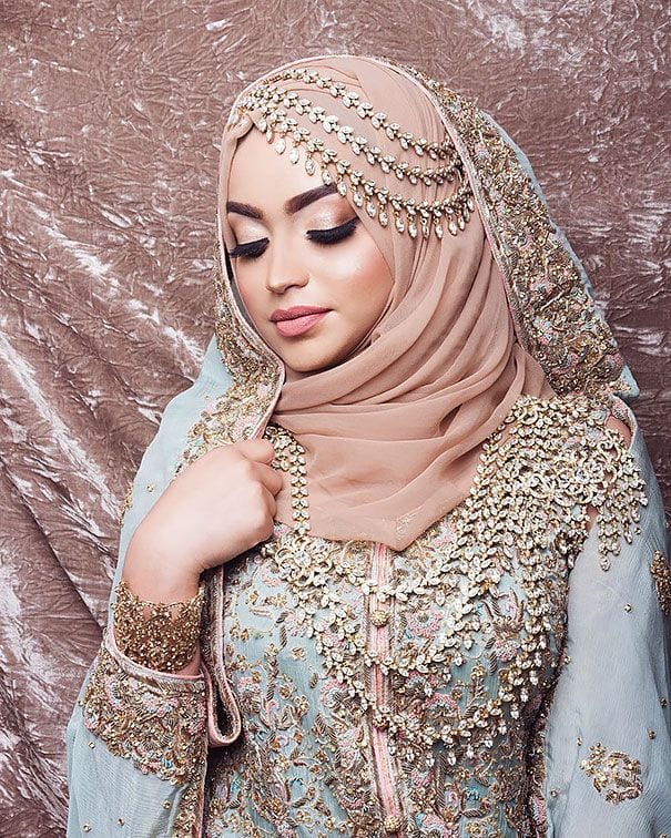 Silk Hijab Styles-20 Ideas How to Wear a Silk Hijab in Style