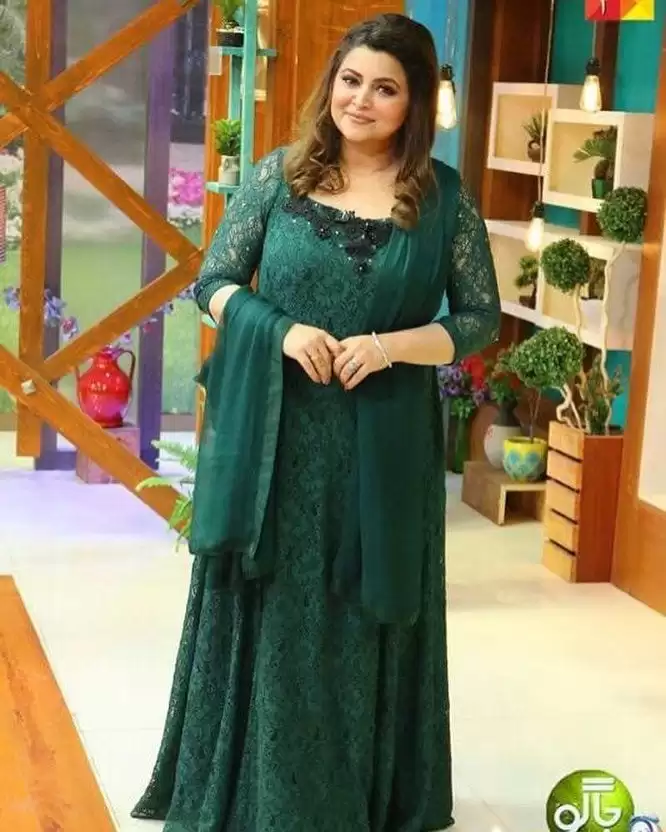 25 Plus Size Outfits For Pakistani Girls