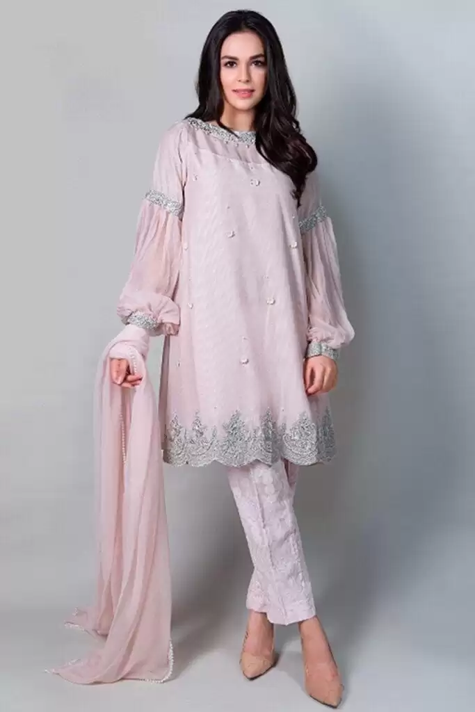 Party Outfits for Pakistani Girls (27)