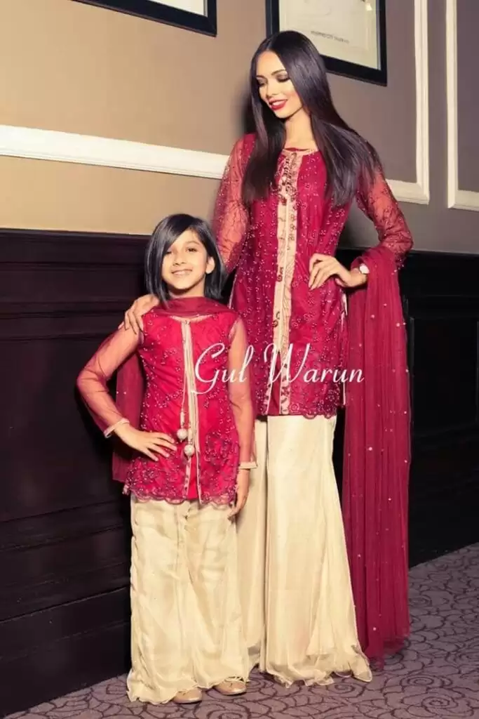 Pakistani Mother Daughter Outfits (12)