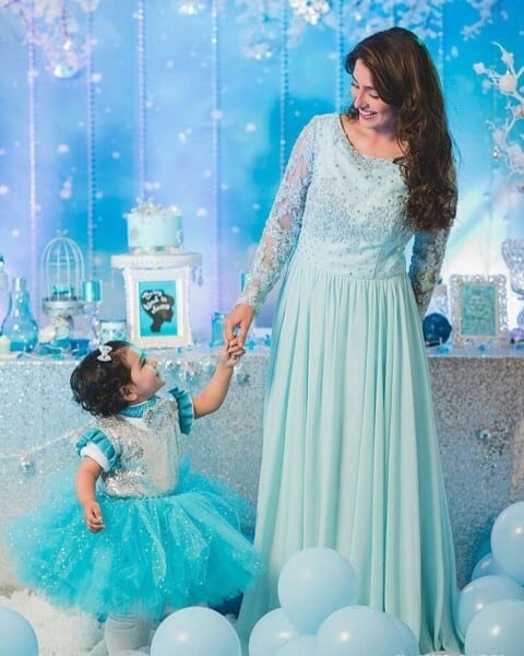 25 Coolest Matching Outfits For Pakistani Mother Daughter