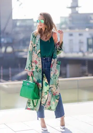 how to wear silk kimono