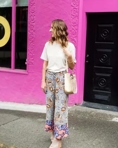 printed pants outfits