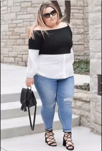 Plus Size Off-the-Shoulder Tops Outfits