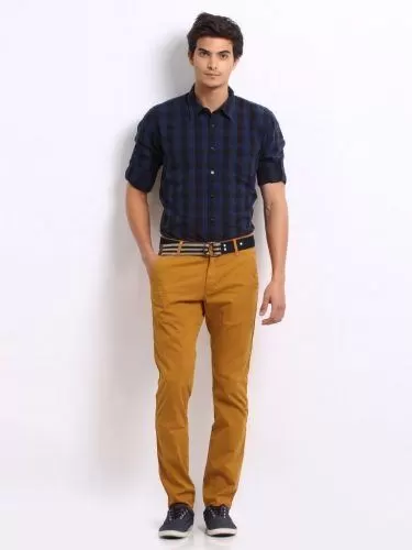 Men's Outfits with Mustard Pants