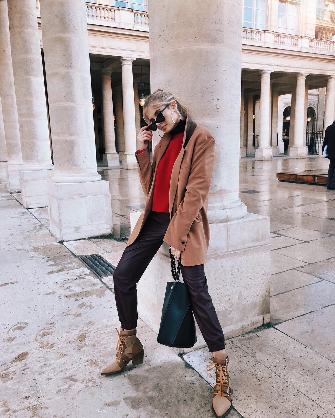 girls-outfits-with-tan-boots-26-ideas-how-to-wear-tan-boots