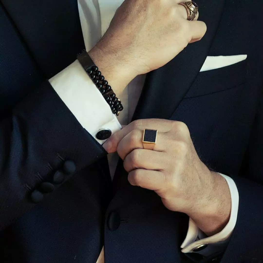 How to wear cufflinks (4)