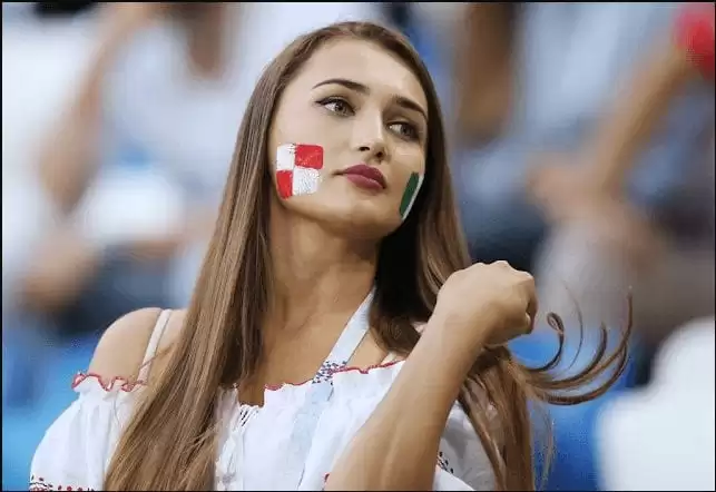 beautiful female fans in Fifa 2018