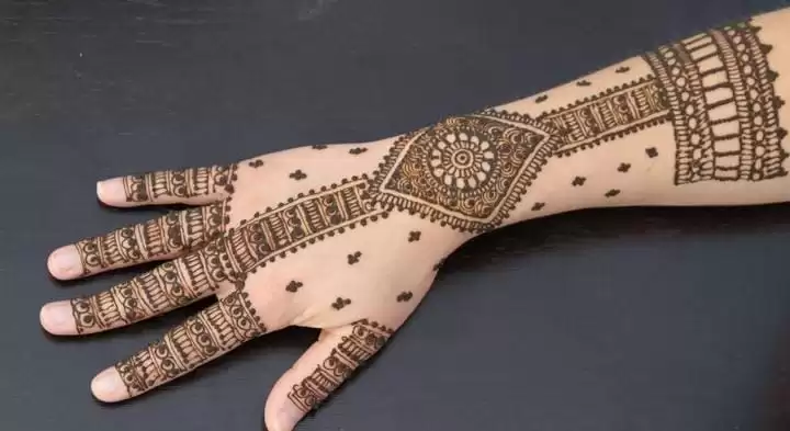 30 Best Bangle Mehndi Designs To Inspire You (18)