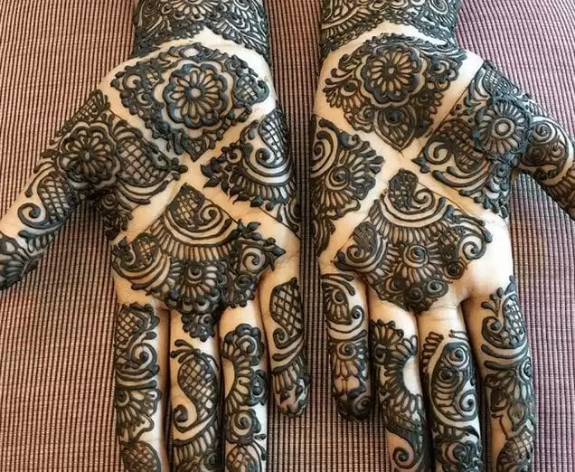 Mehndi Designs For Karva Chauth (11)