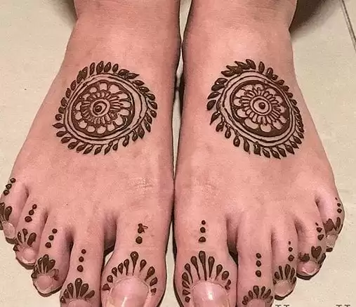 Mehndi Designs For Karva Chauth (8)