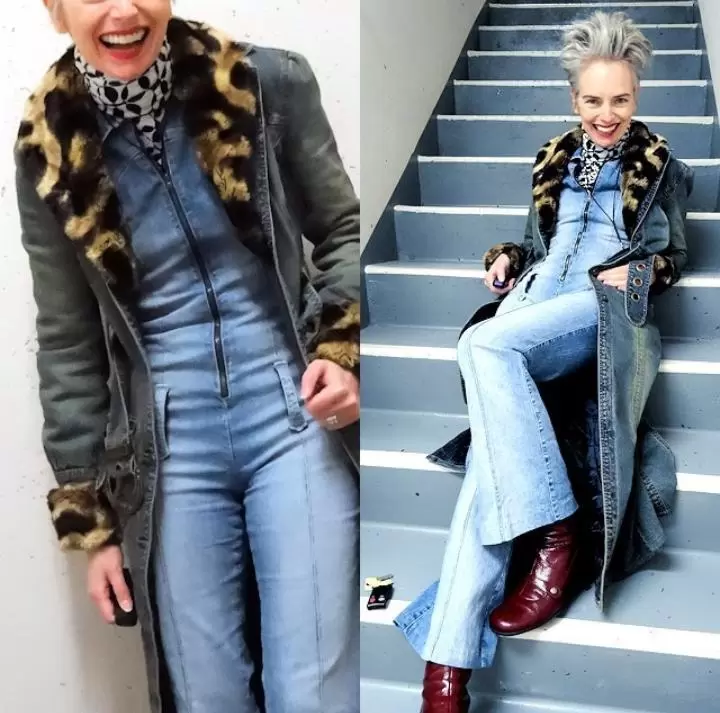 Styling Jeans for Women Over 50 (10)